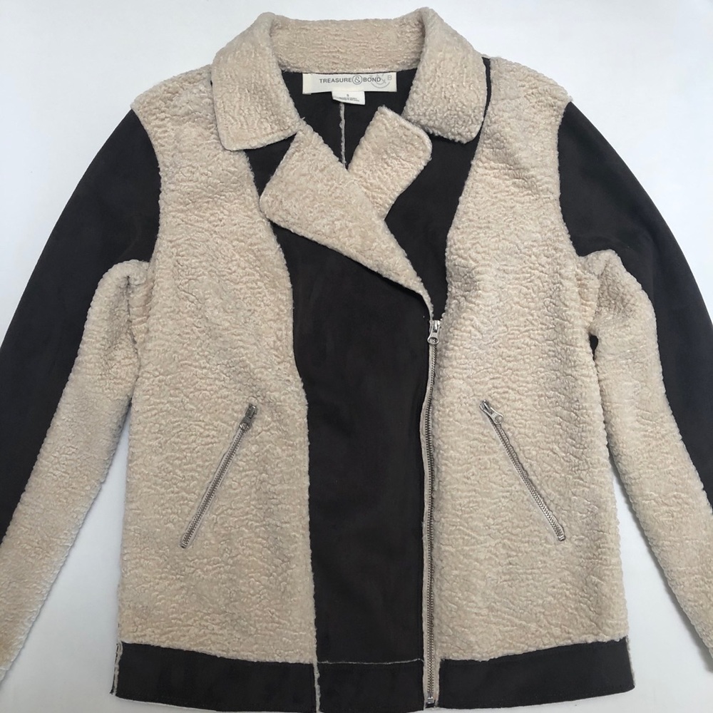 NWOT TREASURED & BOND OVERSIZED FAUX MOTO COAT - Picture 4 of 12
